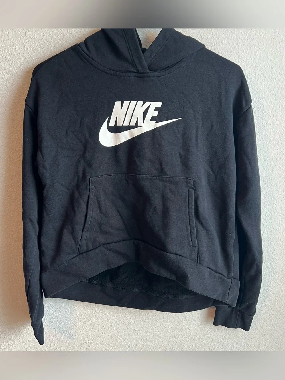 Nike Girls XL/Womens S Sportswear Club Black Cropped Fleece Hoodie
